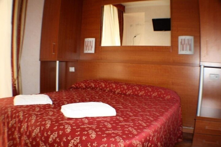 Bedroom 3, Roma Termini Inn, Rome