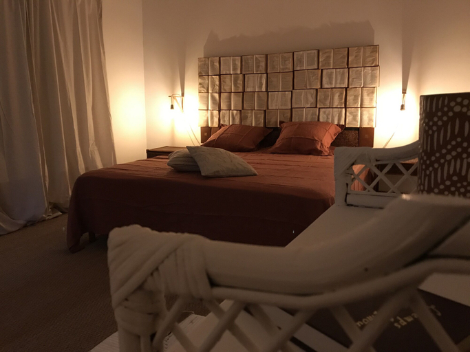 Bedroom 4, Mas de l'Acacia, Gard