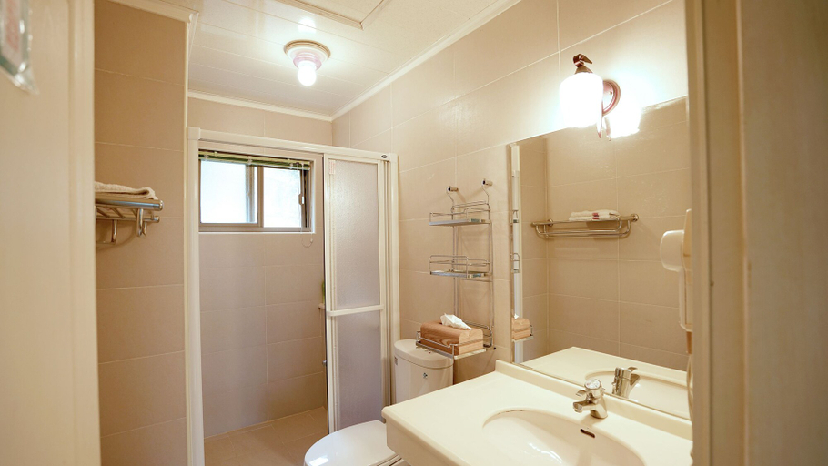 Bathroom 4, Red Brick Villas, Miaoli