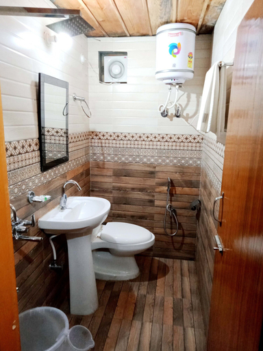 Bathroom 3, Damyanti Hotel And Resort, Nainital
