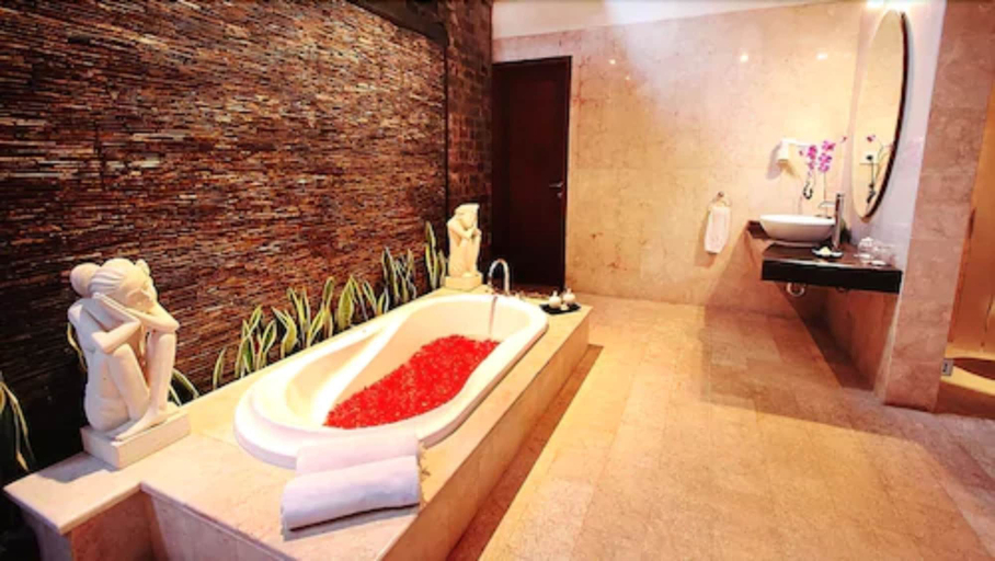 Bathroom 5, The Amasya Villas, Badung