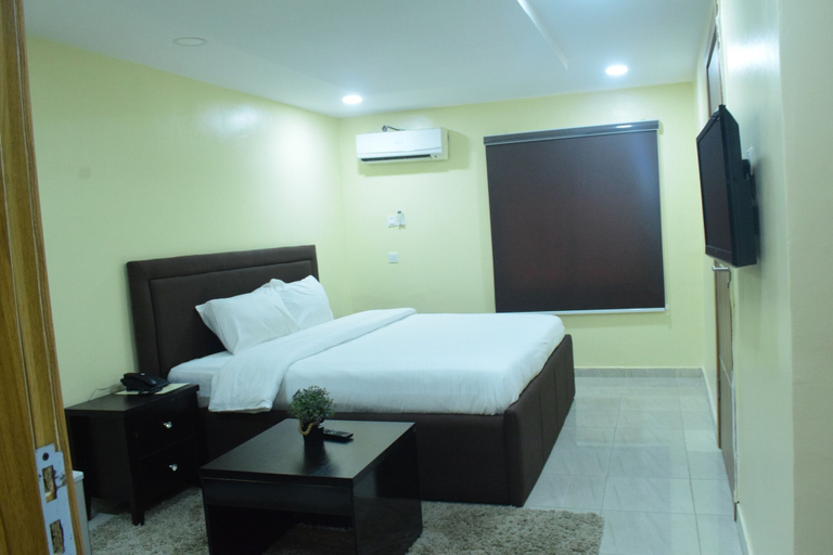 Bedroom 3, House 2 Guest House, Mushin