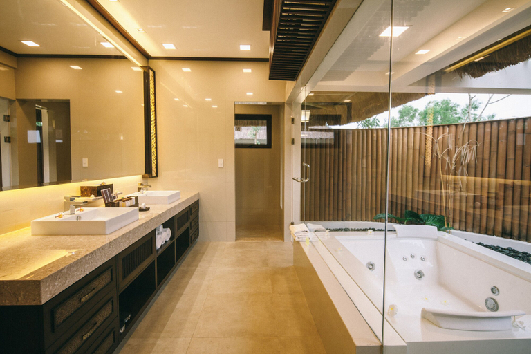 Bathroom 4, Eskaya Beach Resort and Spa, Panglao