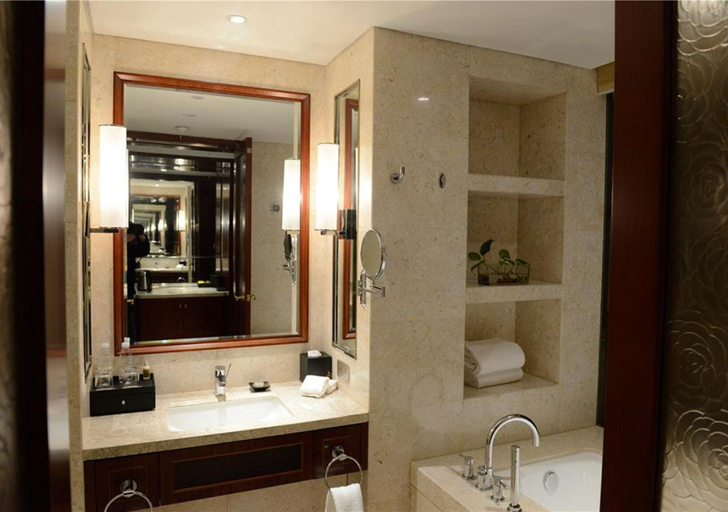 Bathroom 4, New Century Hotel Yiwu, Jinhua