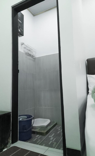 Bathroom 5