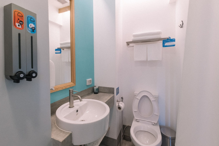 Bathroom 5, Lub d Siem Reap, Siem Reap