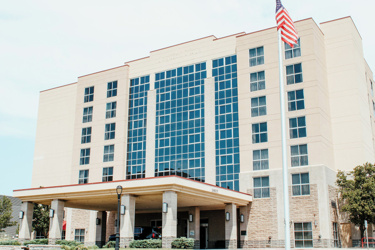 Exterior & Views 2, Hotel Topeka at City Center, Shawnee