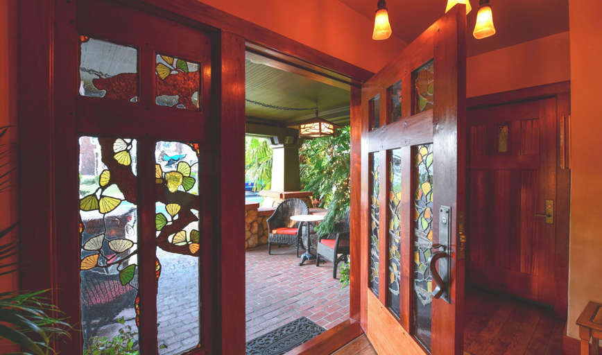 Others 5, Blackbird Inn, Napa