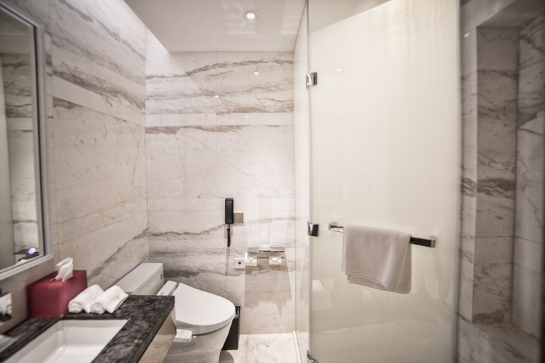 Bathroom, U Hotels, Qingdao