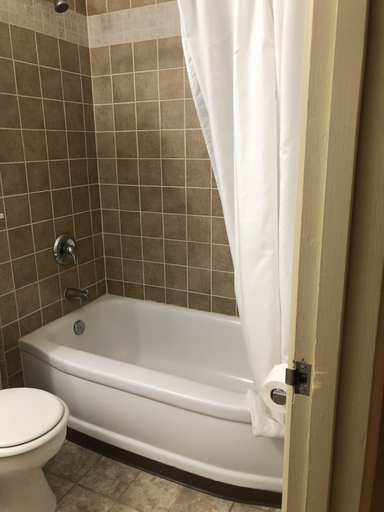 Bathroom 4, The Green Tree Hotel, Douglas