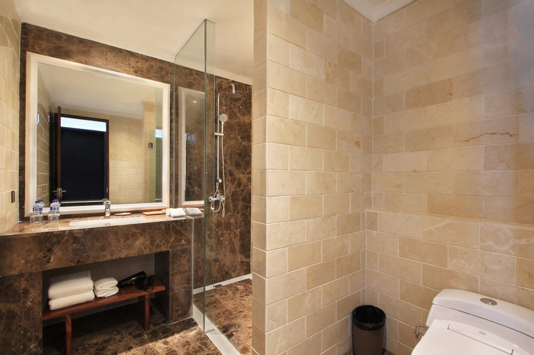 Bathroom 9