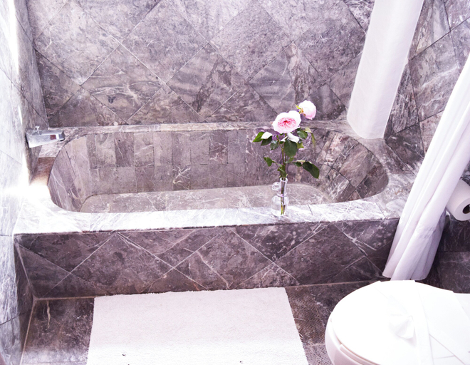 Bathroom 3, Hotel Delfin, Cozumel