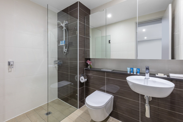 Bathroom 5, Meriton Suites North Ryde, Sydney