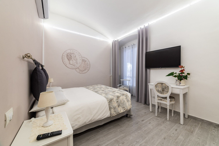 Bedroom 3, Re Vittorio, Torino