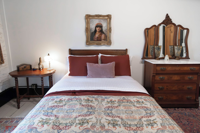 Bedroom 2, Beard and Lady Inn, Crawford