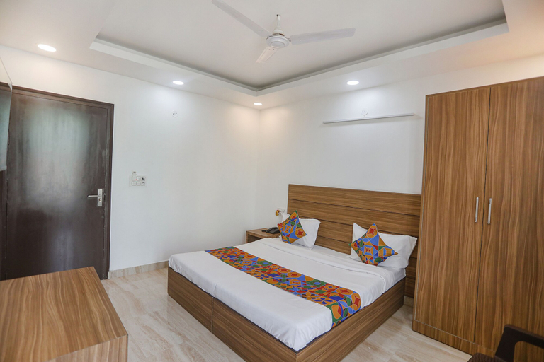 Bedroom 2, Fabhotel Unique Stay, Gautam Buddha Nagar