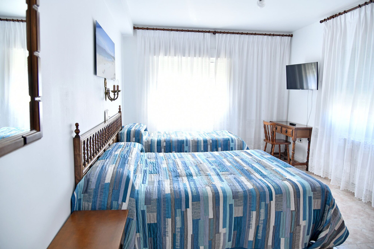 Bedroom 3, Hotel Maruxa, Pontevedra