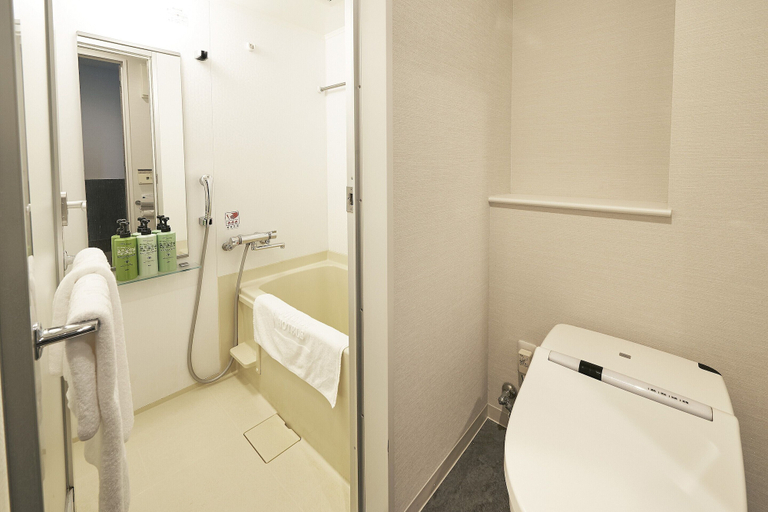 Bathroom 5, Sotetsu Grand Fresa Tokyo - Bay Ariake, Kōtō