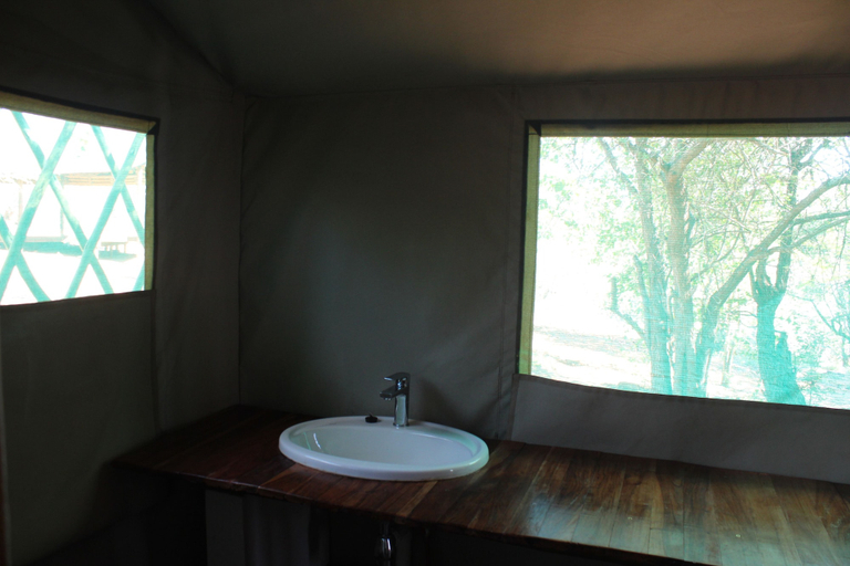 Bathroom, Mtomeni Safari Camp, Mopani
