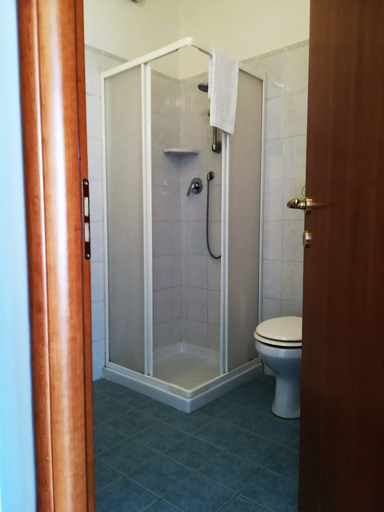 Bathroom 5, Sport Village La Badia, Siena
