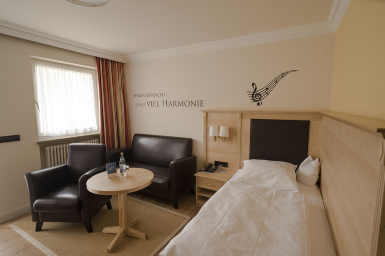 Bedroom 4, Alpenstadthotels, Berchtesgadener Land