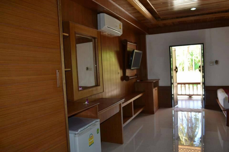 Bedroom 3, Khum Laanta Resort, Ko Lanta