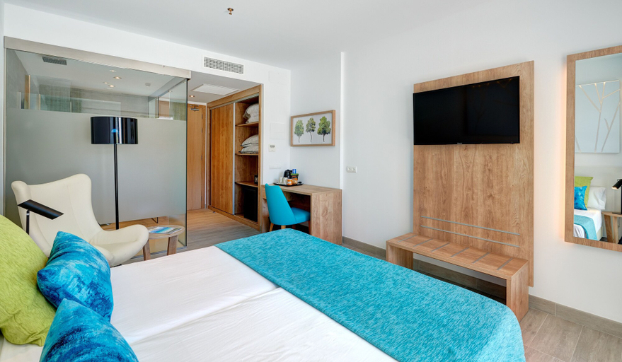 Bedroom 3, Hotel Moré, Baleares