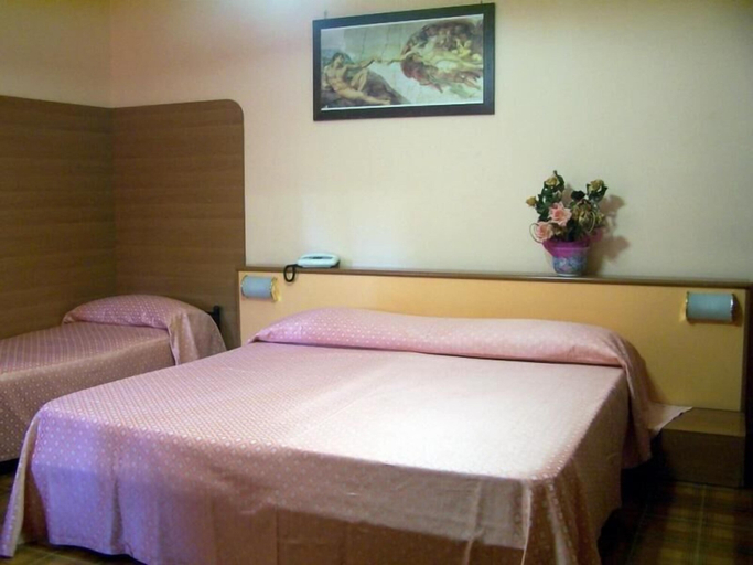 Bedroom 2, Hotel Belvedere, Caserta
