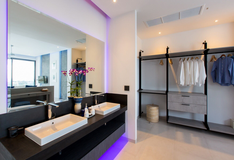 Bathroom 4, Villa Momo Private Pool near Kata Beach, Pulau Phuket