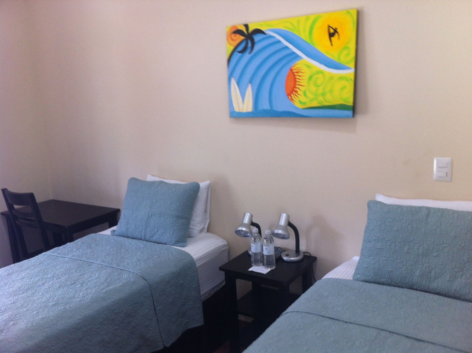 Bedroom 3, Machele' s Place Beachside Hotel & Pool, Tola