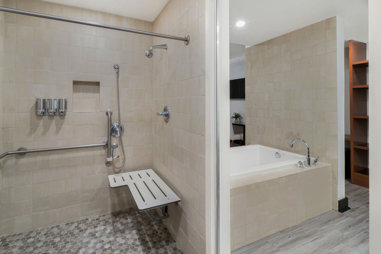Bathroom 4, Hotel Casa 425 + Lounge, Los Angeles