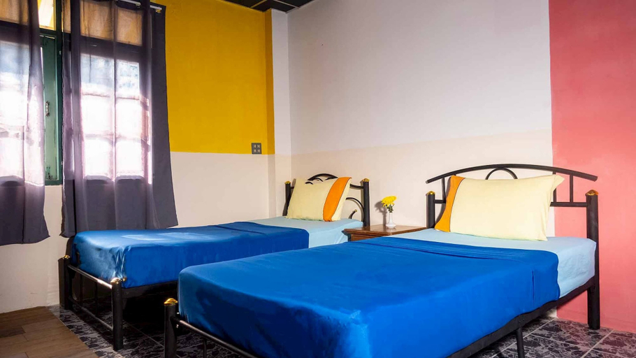 Bedroom 2, Sabina Guesthouse, Phuket Island