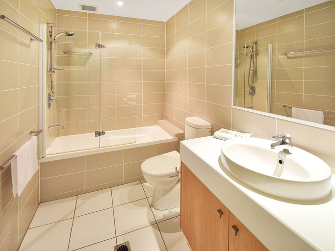Bathroom, Bayona, Noosa - Noosa-Noosaville