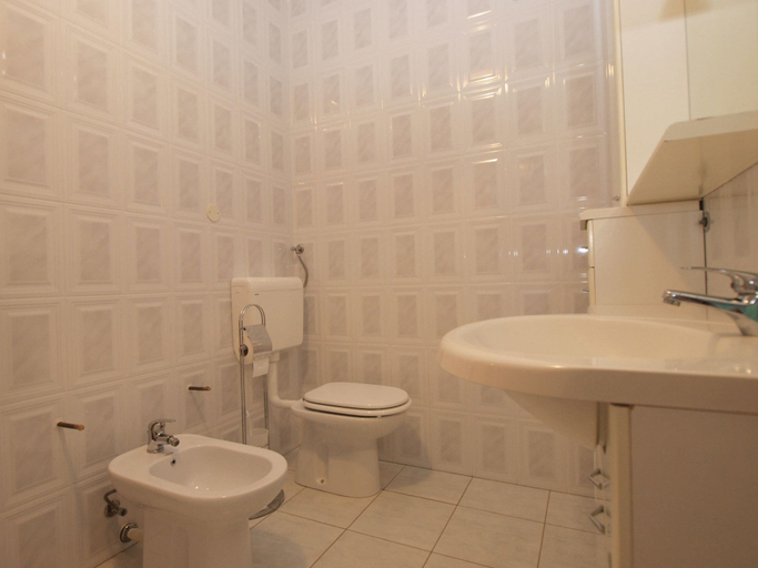 Bathroom 3, Apartment 1595, Fažana