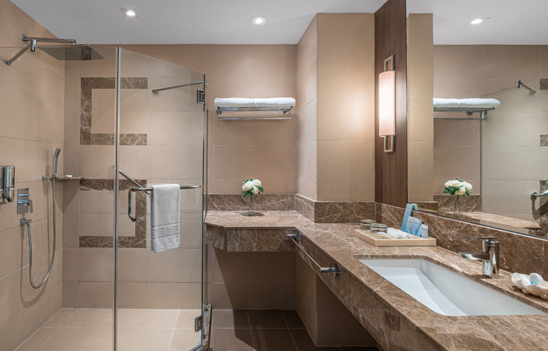Bathroom 4, Henann Garden Resort, Malay