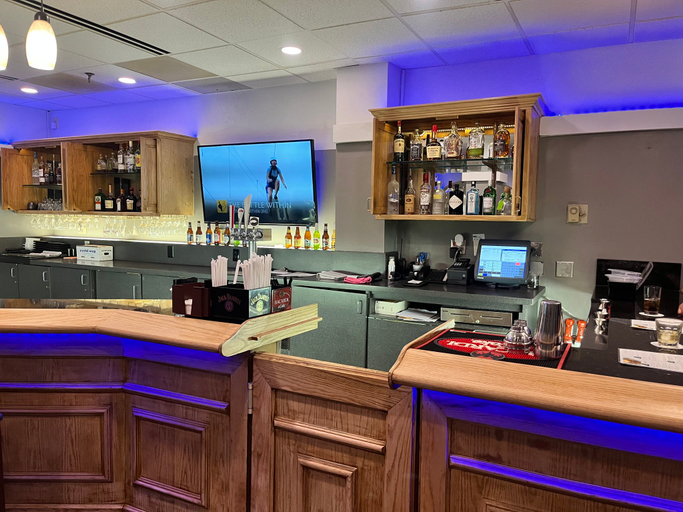 Food & Drinks 5, Holiday Inn & Suites SPRINGFIELD - I-44 by IHG, Greene