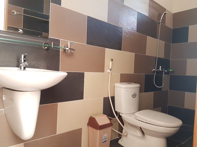Bathroom 4, Nhat Huy Bungalow, Phú Quốc