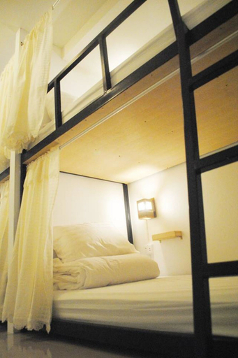 Bedroom 3, Rimnim Hostel, Muang Chiang Mai
