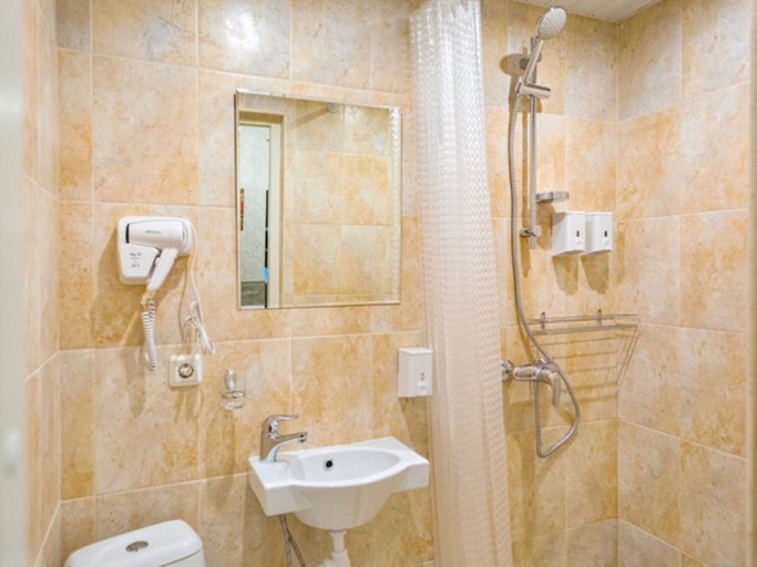 Bathroom 3, Avangard Hotel, Sankt-Peterburg gorsovet