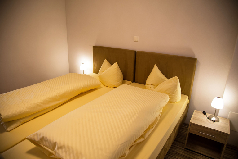 Bedroom 3, Gästehaus zum Lamm Garni, Alb-Donau-Kreis