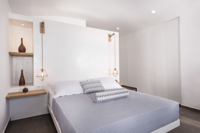 Bedroom 5, Caldera Memories, South Aegean