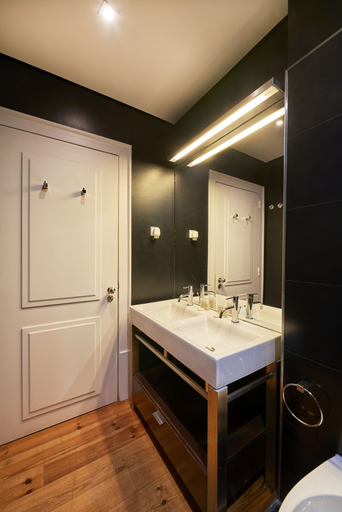 Bathroom 5, Lisbon Five Stars Apartments São Paulo 55, Lisbon