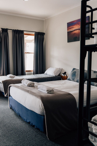 Bedroom 2, Port Albert Motel, Wellington - Alberton
