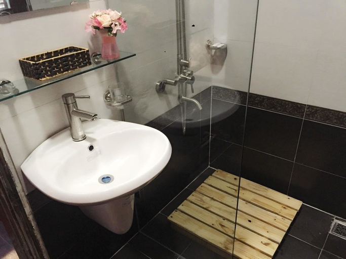 Bathroom 3, Green Hotel, Ba Đình