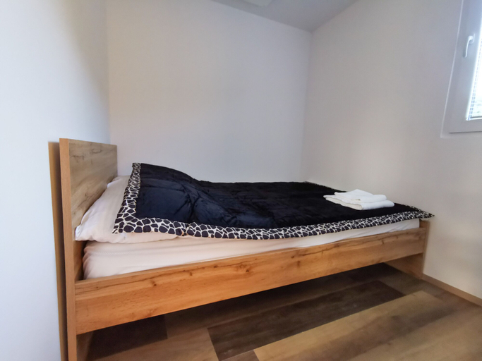 Bedroom 2, Village Lipa Ljubljana, Medvode