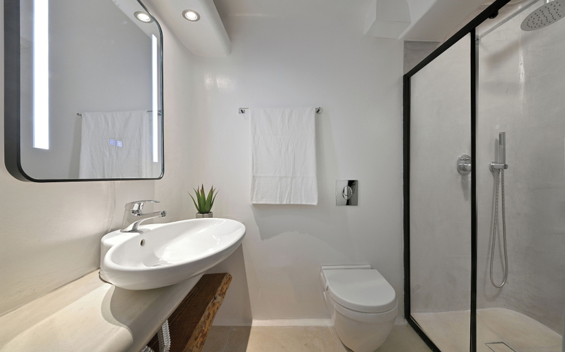 Bathroom 4, Paraga Scorpios Villa1 hot tub 7 Mins Walk to Beach by Calypso Sunset Villas, South Aegean