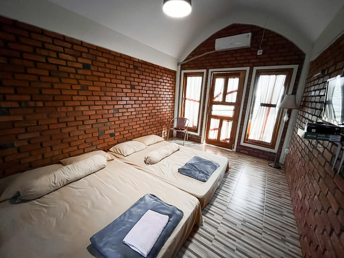 Bedroom 2, Geopark Stone Garden, Sukabumi