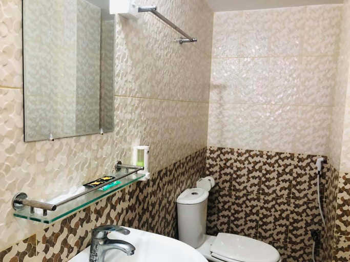 Bathroom 3, Tea Heaven Resort, Moulvibazar