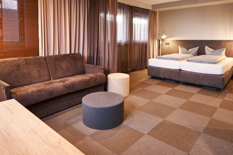 Bedroom 3, ARRIVEL Hotel Kirchheim - bisher: Novitel, München