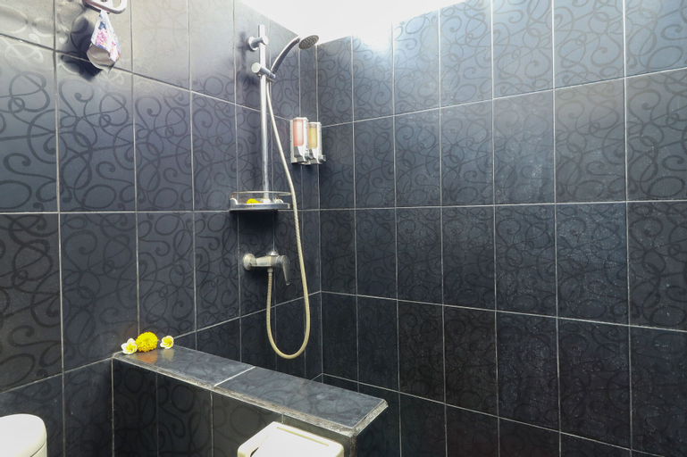 Bathroom 6